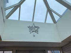 -伦敦比斯特购物村