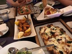 -卡佩罗意大利餐厅及酒吧Al Cappello Trattoria