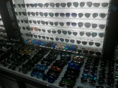 -华彬眼镜专业渐进配镜(潘家园店)