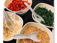 -鲜入围煮花胶鸡海鲜火锅