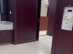 -爱康国宾体检中心(五角场万达广场分院)