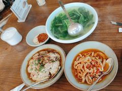 -七步香云南山里菜(昆明老街店)