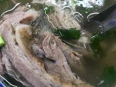 -崇德楼水盆牛羊肉泡馍馆(文艺路店)