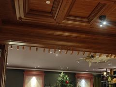 -八府香鸭·啫啫煲(华山路店)