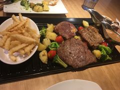 -必胜客(城西银泰店)