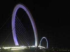 -南京眼步行桥