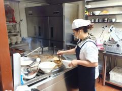 -遵义虾子张六羊肉粉(普陀路店)