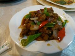 -雪乡人家东北菜·铁锅炖一切(高斯路店)