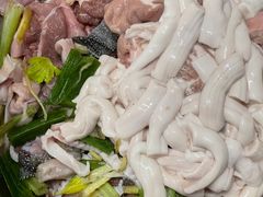 -周良天山牛杂城(天山路总店)