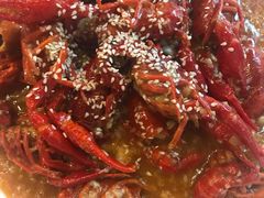 -李双猪·小龙虾·烧烤·羊肉煲(乐山店)