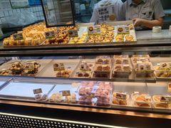 -鲍师傅糕点(江苏路店)