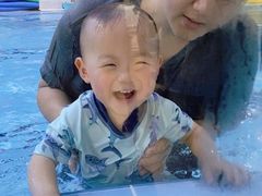 -澳优国际亲子游泳早教俱乐部(人和天地店)