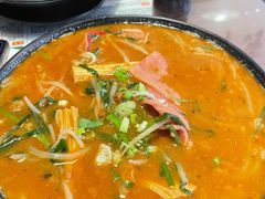 -肥汁米蘭香港米线(宁波路总店)