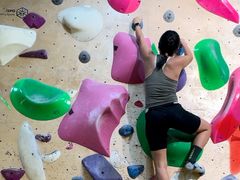 -问山MountQuest攀岩馆