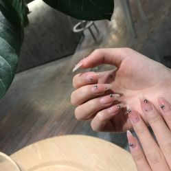 -LILY NAILS美甲美睫