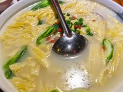 猪肚腐竹丝瓜煲-优之名鹅城