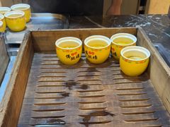 -广州万富希尔顿酒店·感趣自助餐厅·金秋蟹宴生蚝海鲜刺身烧烤