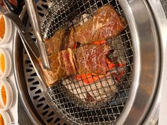 -草家酱蟹炭火烤肉店(珲春南路一店)