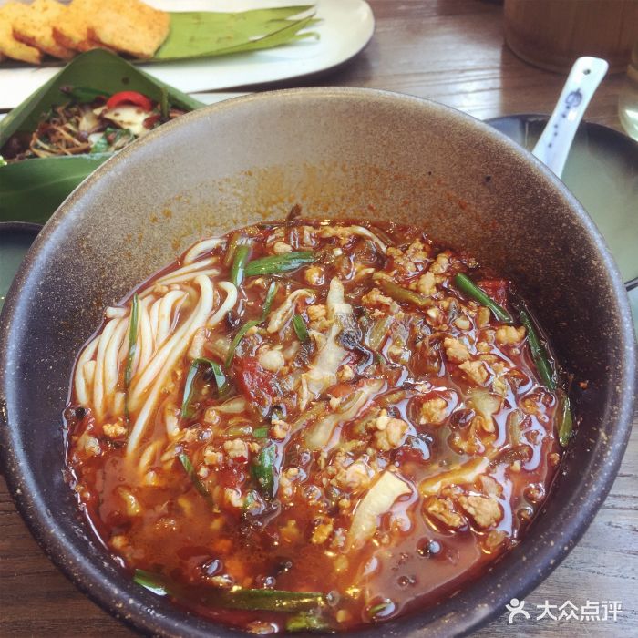 壹霖·洱语云南菜(方恒国际店)玉溪小锅米线图片 - 第1张