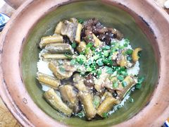 黄鳝腊肉煲仔饭-红星光发煲仔饭(大石街店)