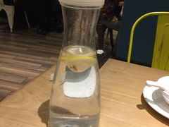 -小鱼小牛·鱼牛干锅·脆鱼火锅(世欧广场店)