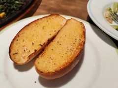 蒜香烤面包-萨莉亚意式餐厅(浦江万达广场店)