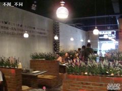 -狼遇见羊烧烤·现穿现烤(旧宫店)