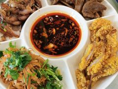 -梅利汴京烤鸭•开封豫菜地标店(东大街店)