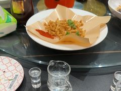 -阿瓦山寨·湘菜现炒·剁椒鱼头王(咸阳总店)