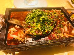 农夫烤鱼-万重锦·人文川菜馆(骡马市店)
