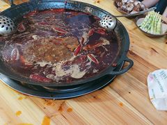 -黄潇洒老火锅(九眼桥宏济巷店)