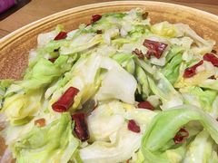 炝炒圆白菜-懒人盐府人家·自贡大麻鱼(安贞店)