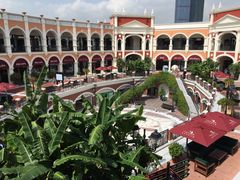 -佛罗伦萨小镇广佛名品奥特莱斯(疏港路店)