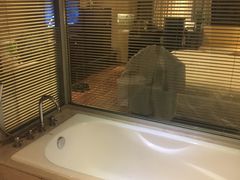 -上海龙之梦万丽酒店