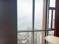 -Ting无边际江景酒店(重庆解放碑云端之眼店)