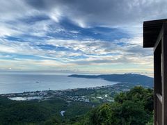 -三亚亚龙湾人间天堂鸟巢度假村