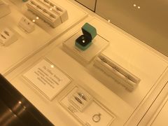 -Tiffany & Co.蒂芙尼
(杭州大厦店)