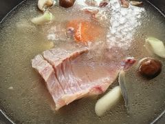 -双廊杨记石锅鱼石锅牛肉