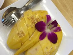 -J Daeng Seafood