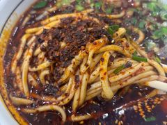 -伊穆祥牛肉面总店·清真