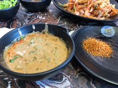 -啊美丽炭火烤肉(滑翔一店)