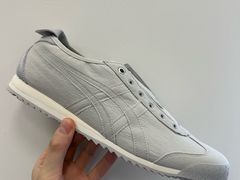 -Onitsuka Tiger(港汇恒隆广场店)