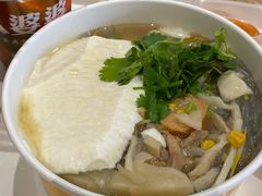 豆花粉丝-八婆婆烧仙草(曾厝垵店)