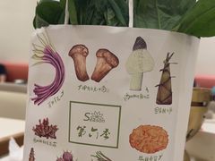 -第六季自助餐厅(甜水园店)