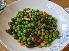 -渝信川菜 · 川味家常菜(财富购物中心店)