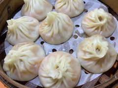 -莱莱小笼·乔艾