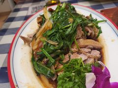 捞鹅-小粤楼(万辉广场店)