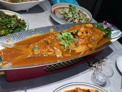 私家焖鲤鱼-华竹饭店(中央大街店)