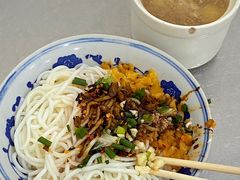 -高师傅特色米粉汤包(建设路店)