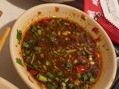 -老牌坊云南鱼豆花火锅(哈西万达店)